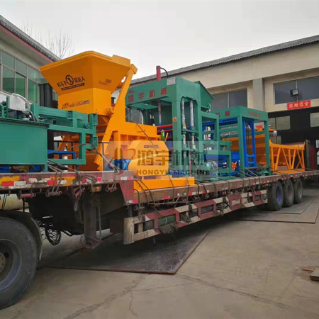 建筑垃圾是用免烧砖机设备生产人行道马路花砖的好材料